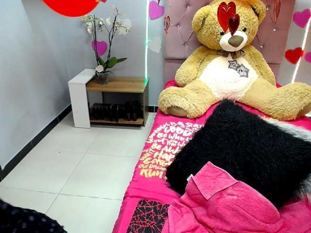 Live sex webcam photo for Bonie-cooper #269267245