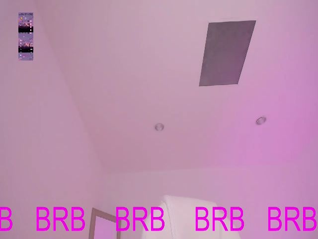 Live sex webcam photo for Karina_V #269269245