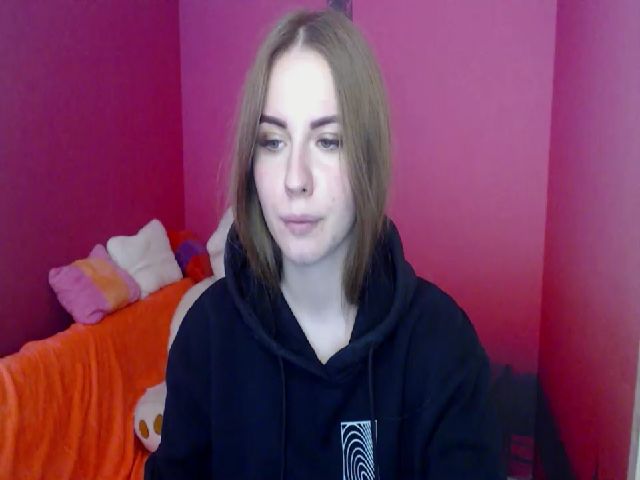 Live sex webcam photo for Minni_Mouse_ #269279212