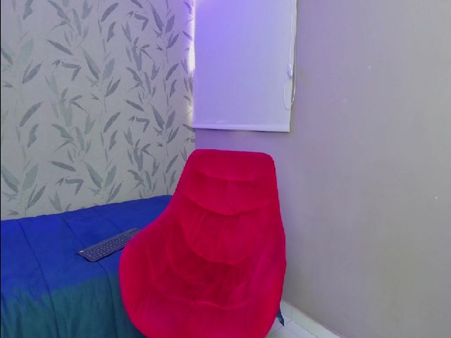 Live sex webcam photo for Katie_teen #269276343