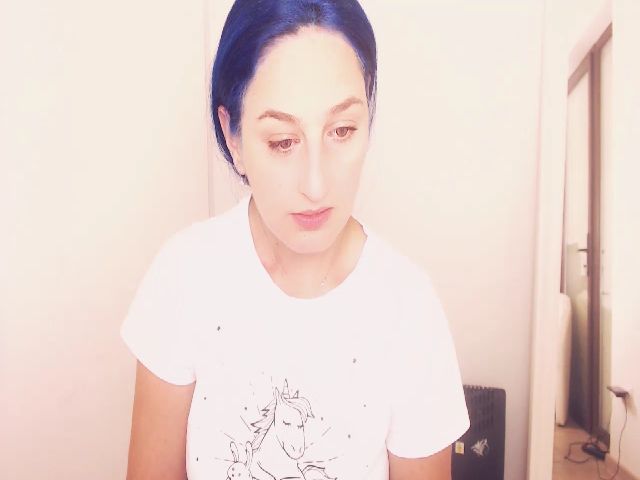 Live sex webcam photo for wetkittycum #269281844