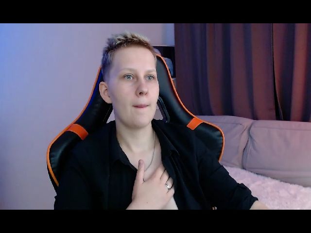 Live sex webcam photo for Oh_daisy #269283805