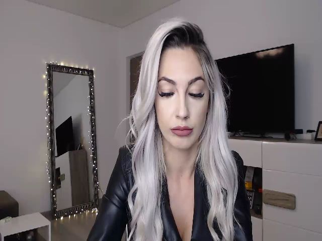 Live sex webcam photo for Anyaa_ #269282597