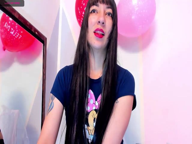 Live sex webcam photo for Violetatoo #269268350