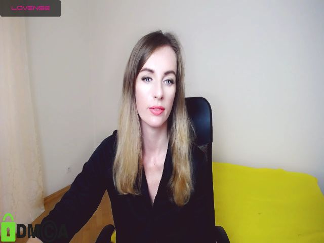 Live sex webcam photo for VitaCraft_ #269271395
