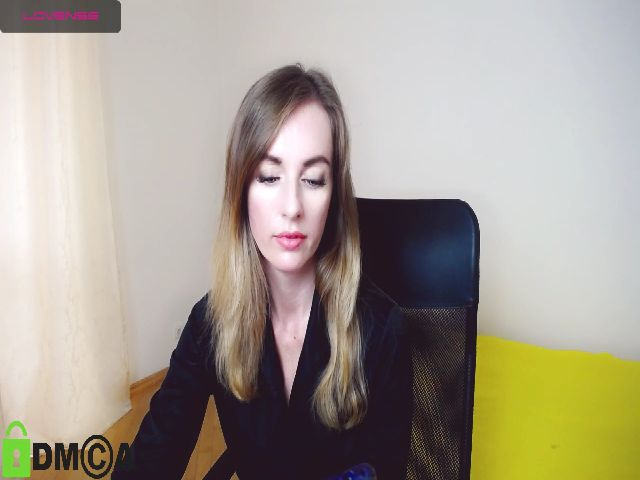 Live sex webcam photo for VitaCraft_ #269272735