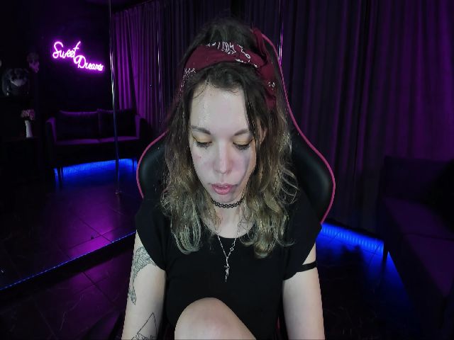 Live sex webcam photo for ClancyOsborne #269267877