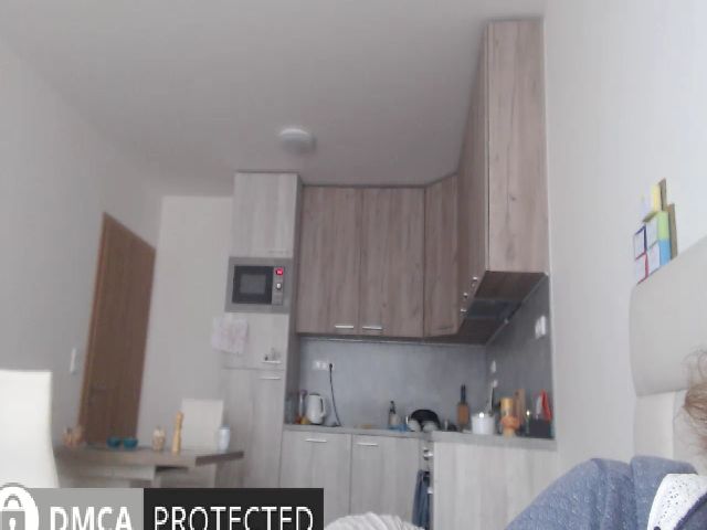 Live sex webcam photo for Jennybadgirl #269272257