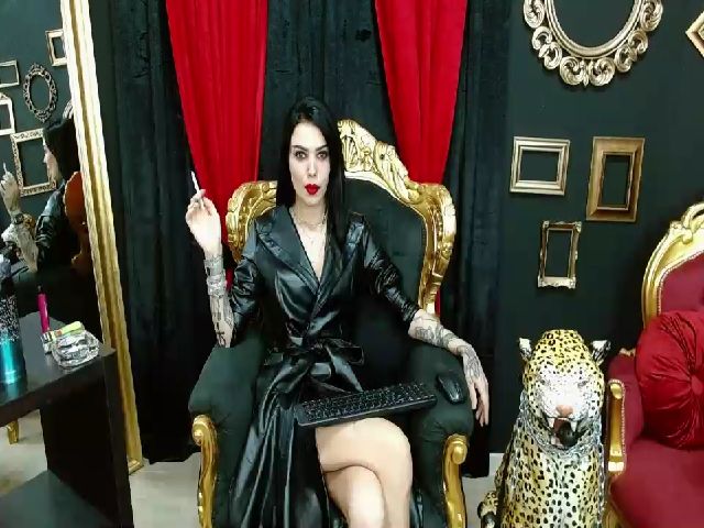 Live sex webcam photo for Mistress_Hera #269278595