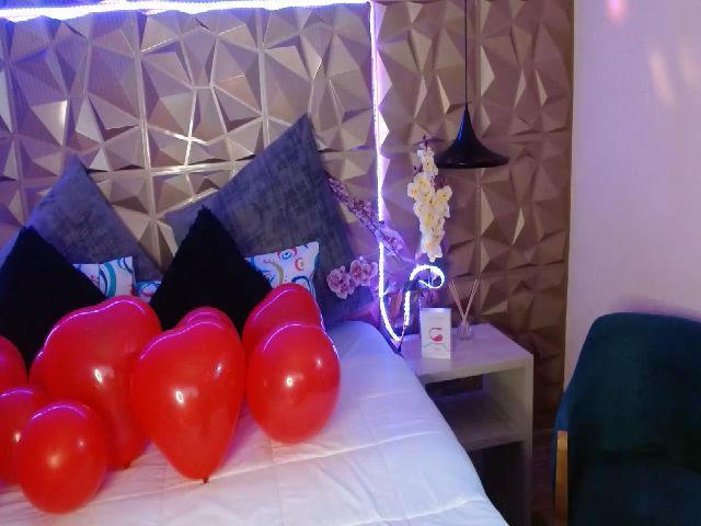 Live sex webcam photo for Catainamoonn #269269197