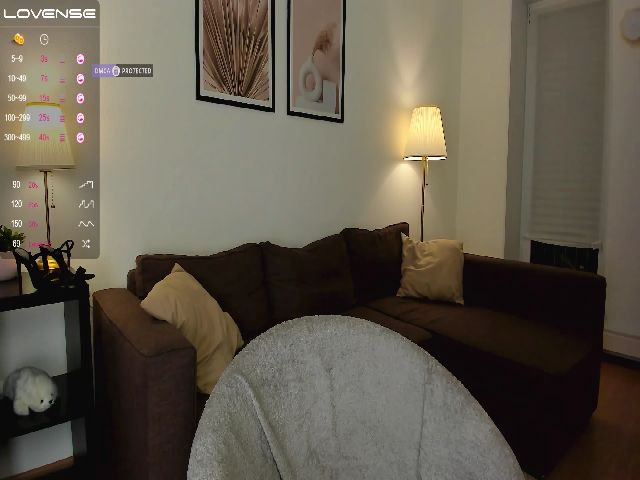 Live sex webcam photo for IntrigueeMe #269281688