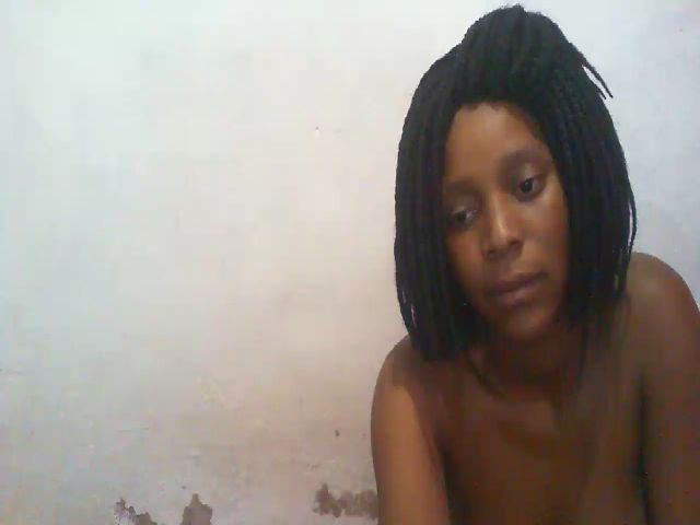 Live sex webcam photo for Sweetass002 #269279326