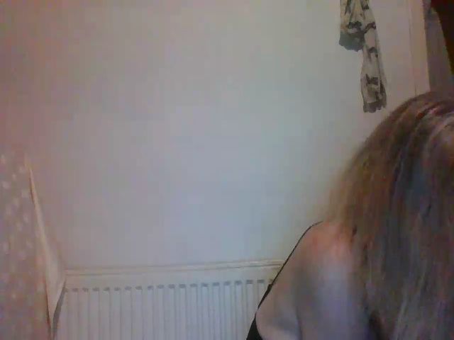 Live sex webcam photo for XxMommaKxX #269281544