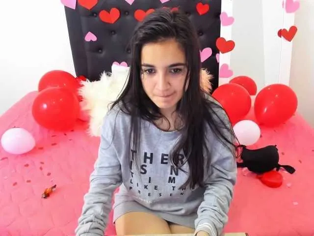 Live sex webcam photo for yuki8 #269280830