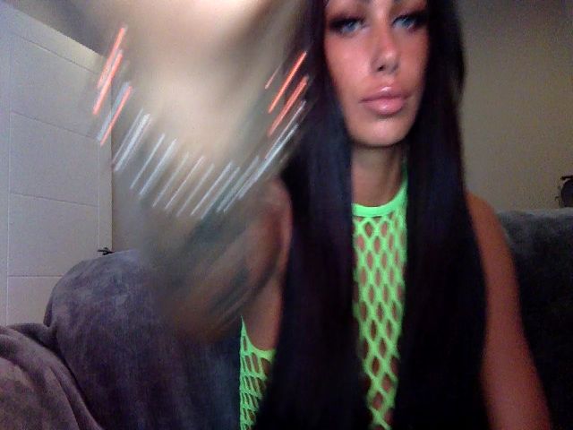 Live sex webcam photo for Cassie___DLGx #269281788