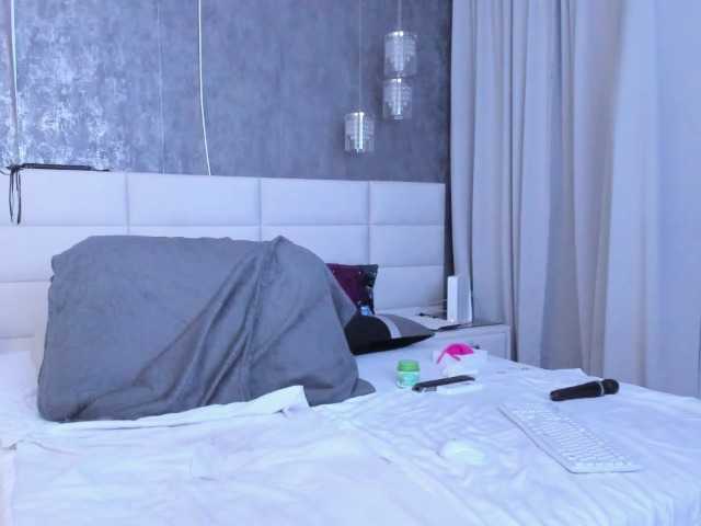 Live sex webcam photo for 1Muscle-Queen #269279837