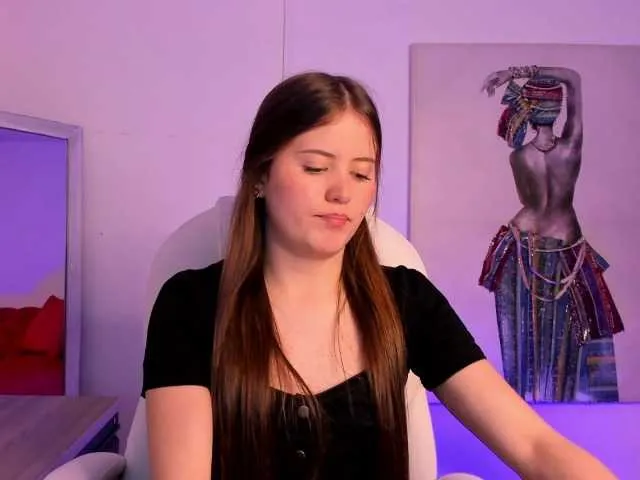 Live sex webcam photo for violet-03 #269280989