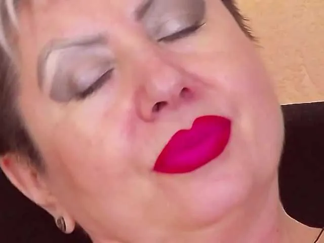 Live sex webcam photo for PoshLadyx #269288561