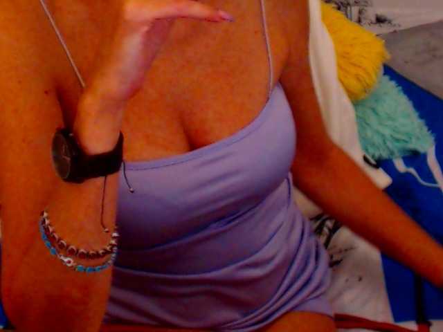 Live sex webcam photo for shannon4u #287962852