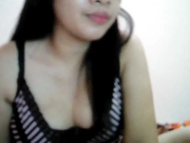 Live sex webcam photo for HottiessOne #269292195