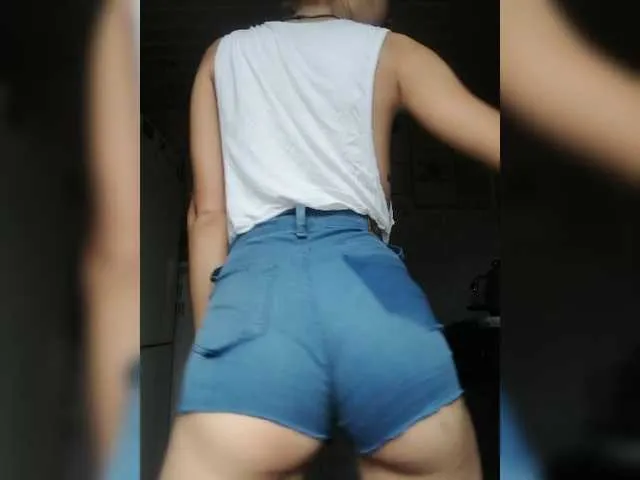 Live sex webcam photo for Anastosia1998 #269291955