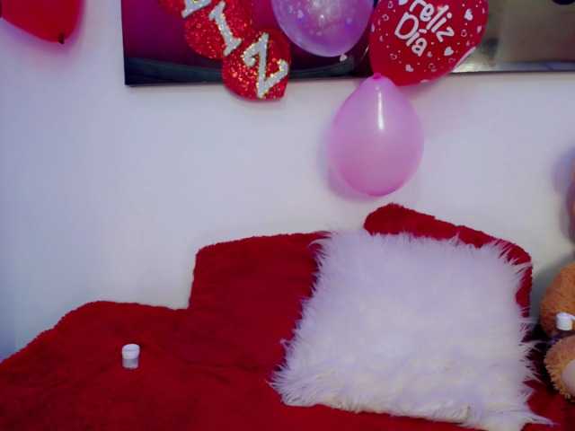 Live sex webcam photo for ANGELROOSE #269292091