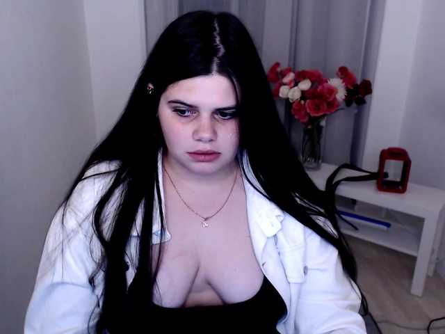 Live sex webcam photo for JoyOnee #269285458