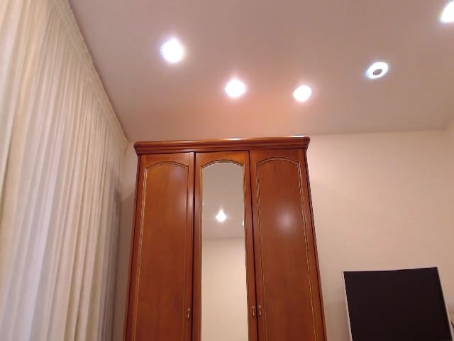 Live sex webcam photo for MsLily #287849158