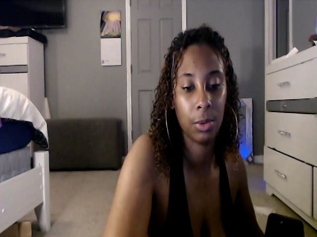 Live sex webcam photo for sweetieslayz #269287698