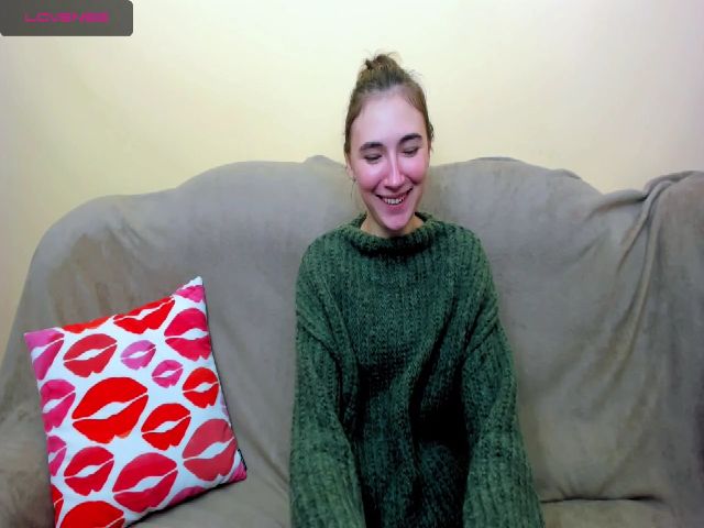 Live sex webcam photo for Sweetty_angel #269293686