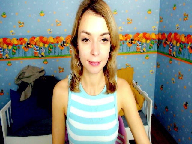 Live sex webcam photo for ELLIEFLOYD #269297454