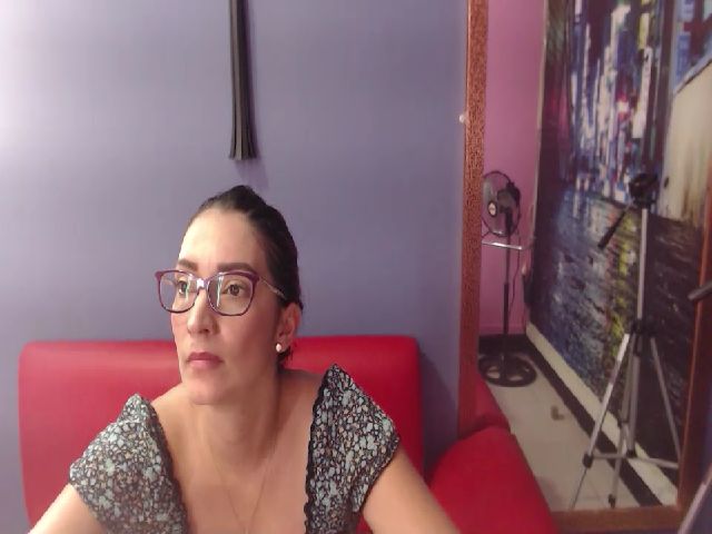 Live sex webcam photo for Jenifer_b #269298211