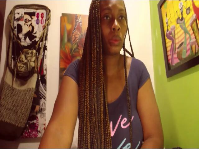 Live sex webcam photo for zoenaomi #269297557
