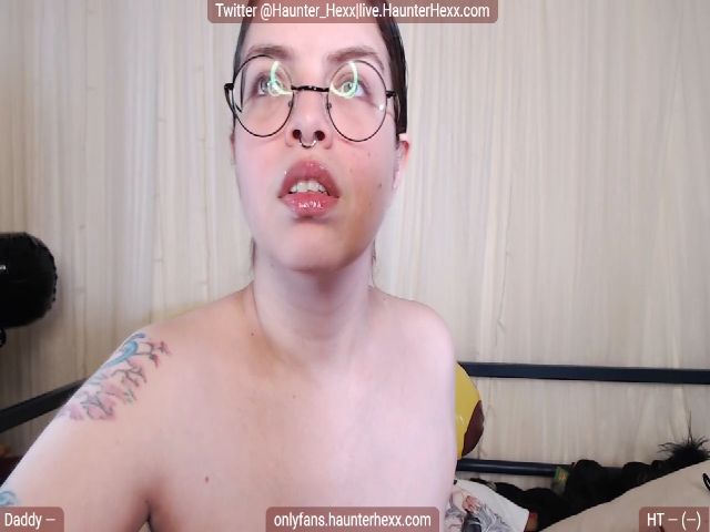 Live sex webcam photo for Haunter_Hexx #269287563