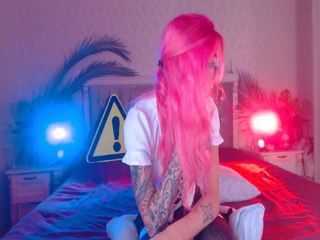 Live sex webcam photo for Sarah_Pink #269297128