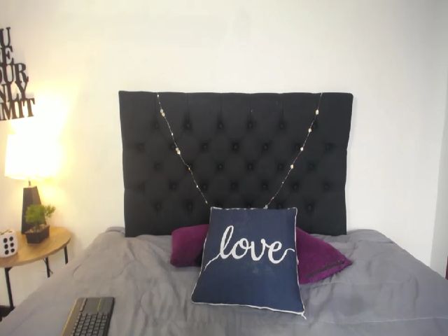 Live sex webcam photo for AdaFabregat #269292391