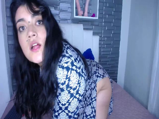 Live sex webcam photo for Noonalatin #269292590