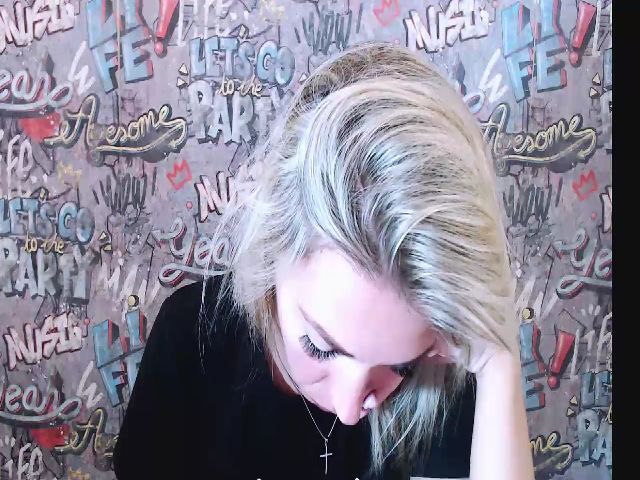 Live sex webcam photo for MornaDevis #269290506