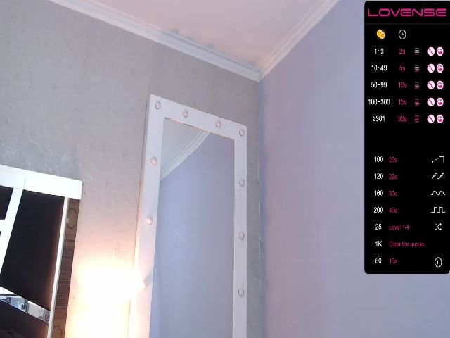 Live sex webcam photo for Pythonissa97 #269296165