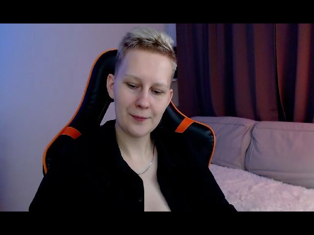 Live sex webcam photo for Oh_daisy #269285931