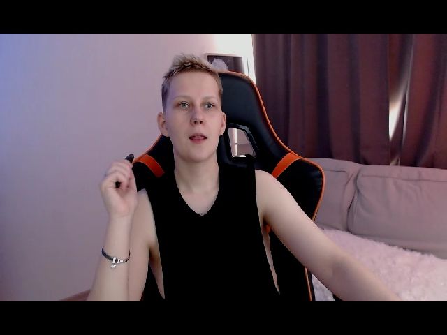 Live sex webcam photo for Oh_daisy #269292718