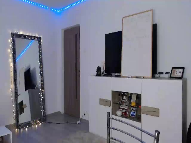Live sex webcam photo for Anyaa_ #269297638