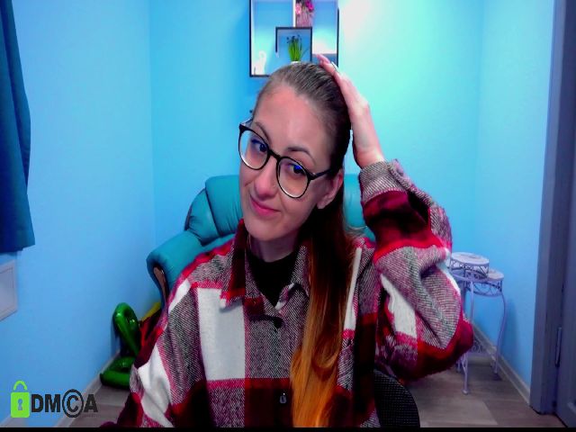 Live sex webcam photo for Tifany_Flin #269288065