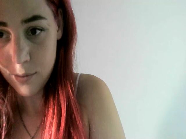 Live sex webcam photo for BehAaPpYYYY #269289764