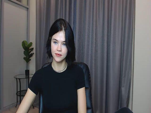 Live sex webcam photo for Hello_Alex #269294300