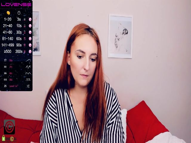 Live sex webcam photo for FoxyDarkX #269293373