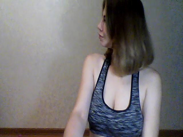 Live sex webcam photo for Linda_2S #269297225