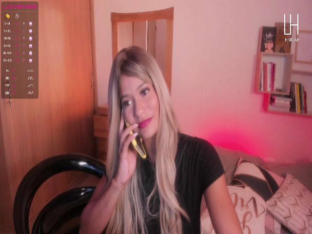 Live sex webcam photo for lennah #269297523