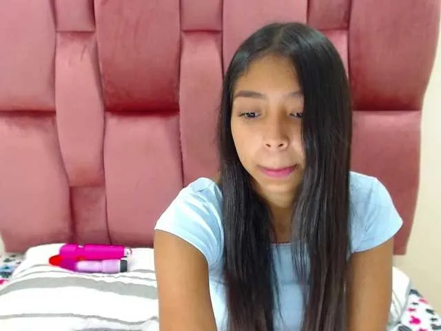 Live sex webcam photo for JessyVega #269295209