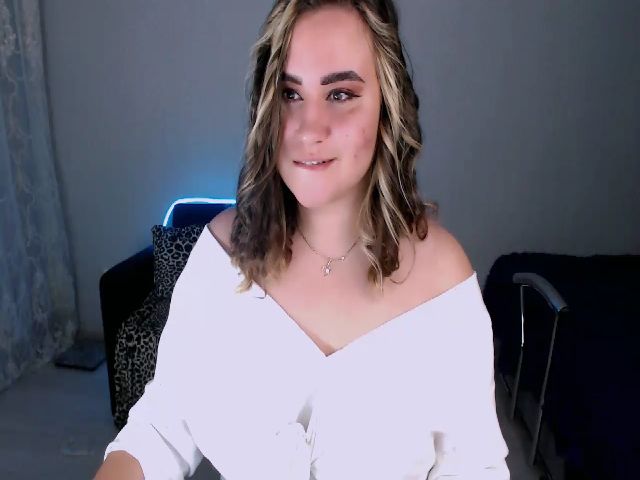 Live sex webcam photo for AlexaRainbow #269298337